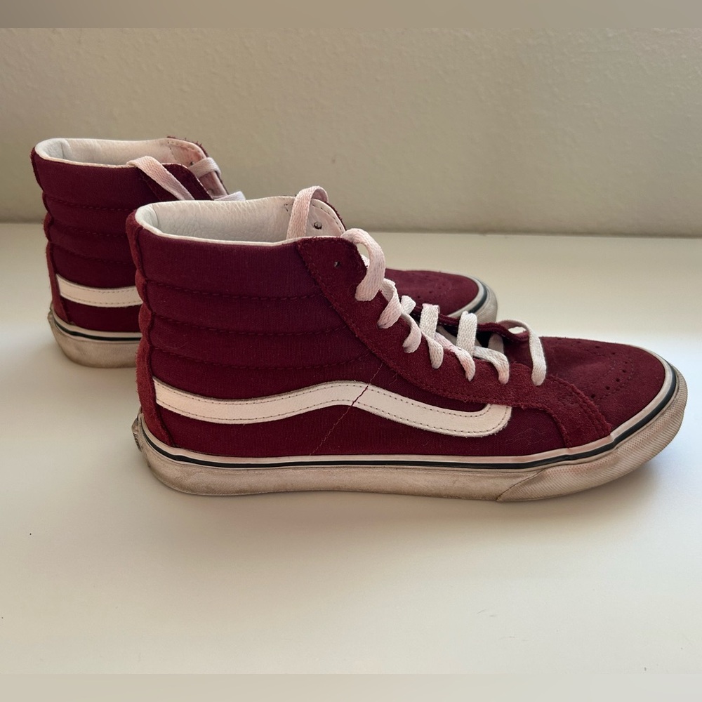 Vans Sk8 Hi-Top Sneaker in Maroon Suede